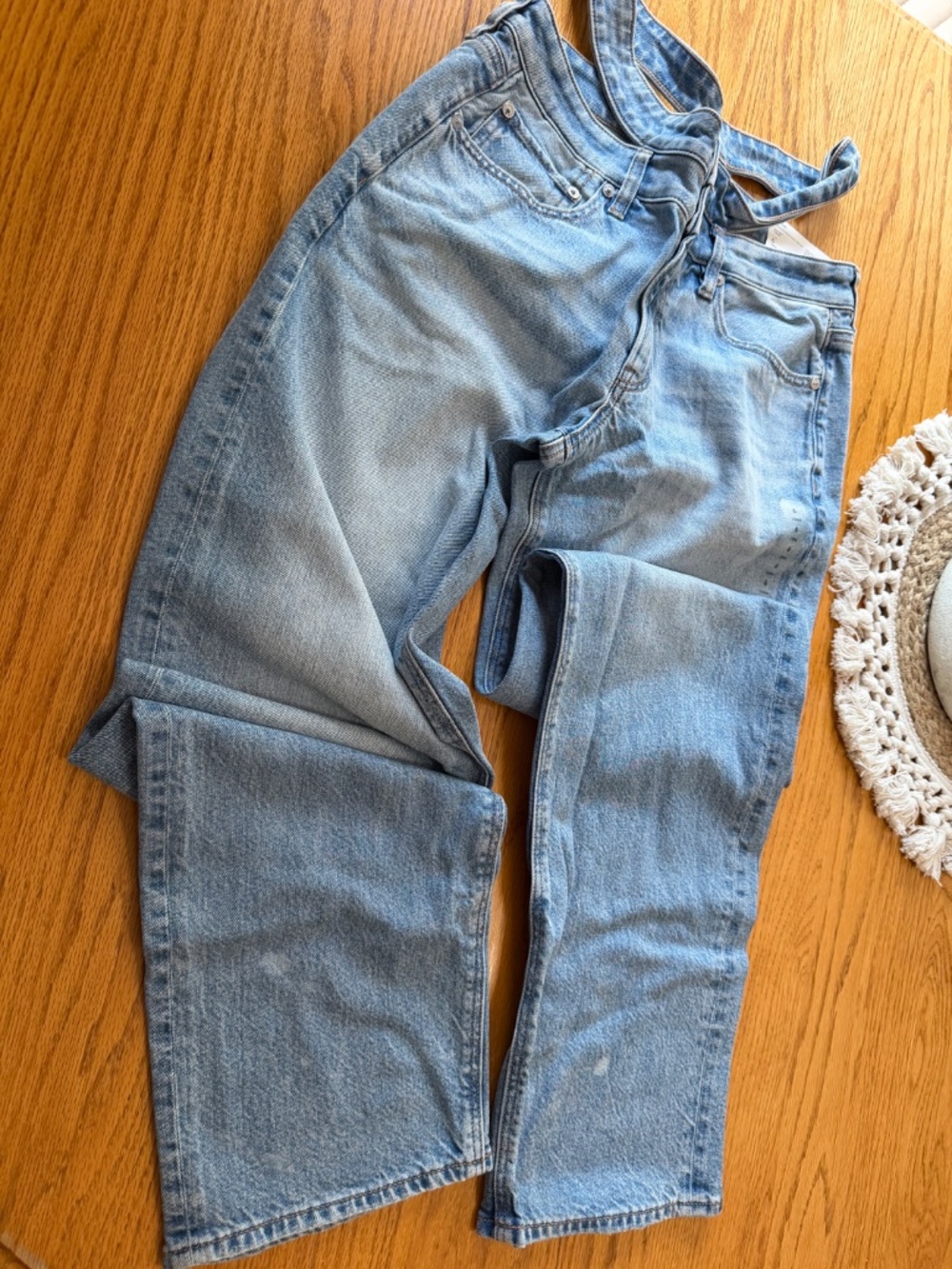 American Eagle Outfitters Light Wash Straight Leg Jeans